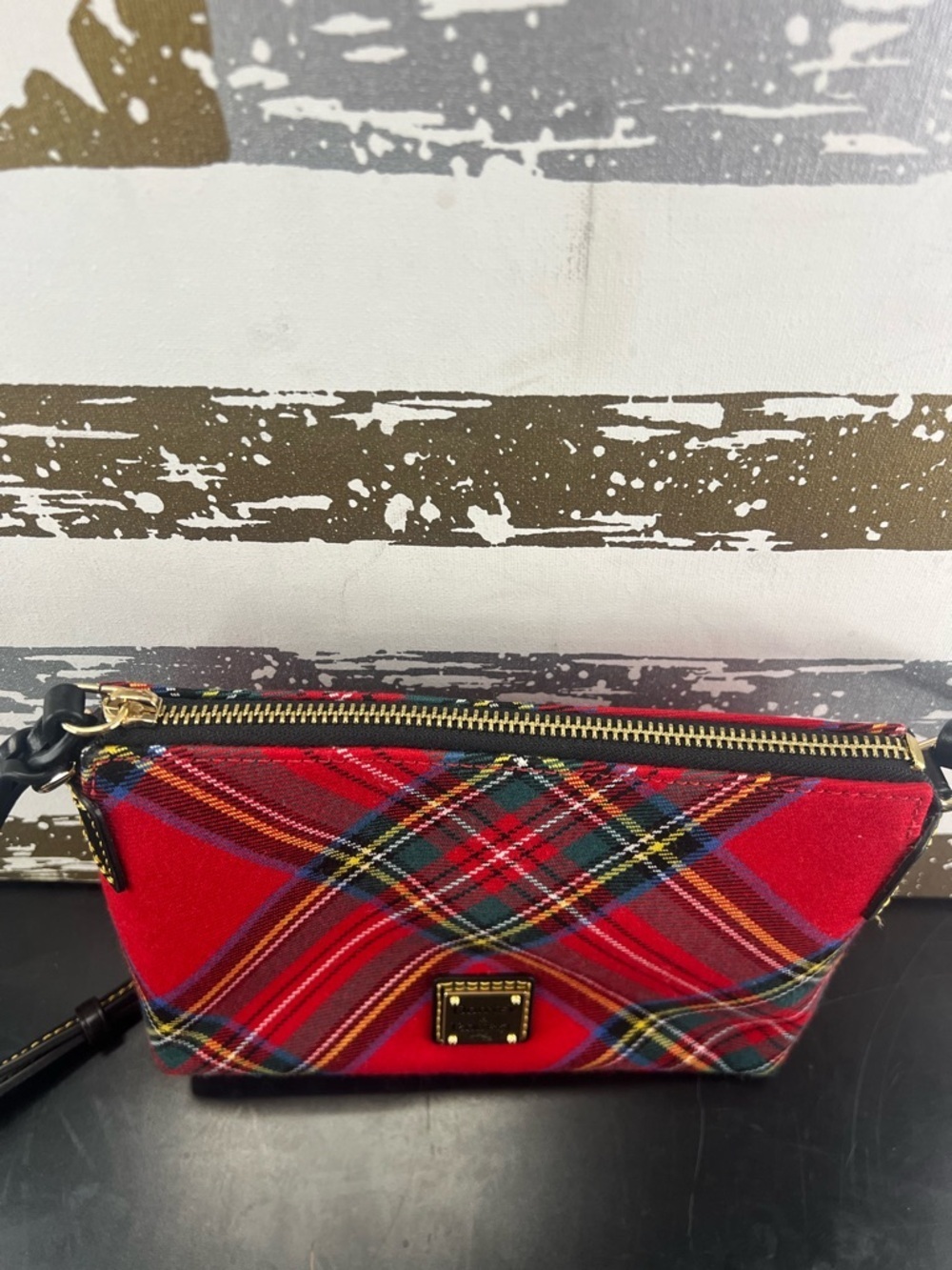 Dooney & Bourke cross body - Picture 7 of 9